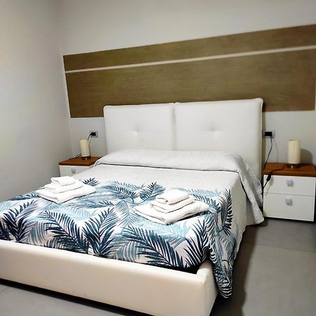 Albergo Piazza Risorgimento Porto Cesareo Dış mekan fotoğraf