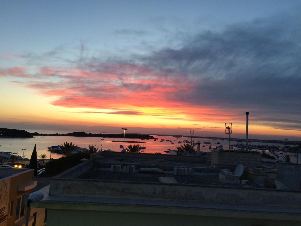 Albergo Piazza Risorgimento Porto Cesareo Dış mekan fotoğraf