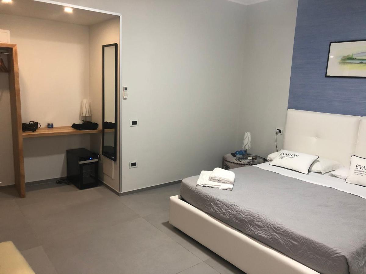 Albergo Piazza Risorgimento Porto Cesareo Dış mekan fotoğraf