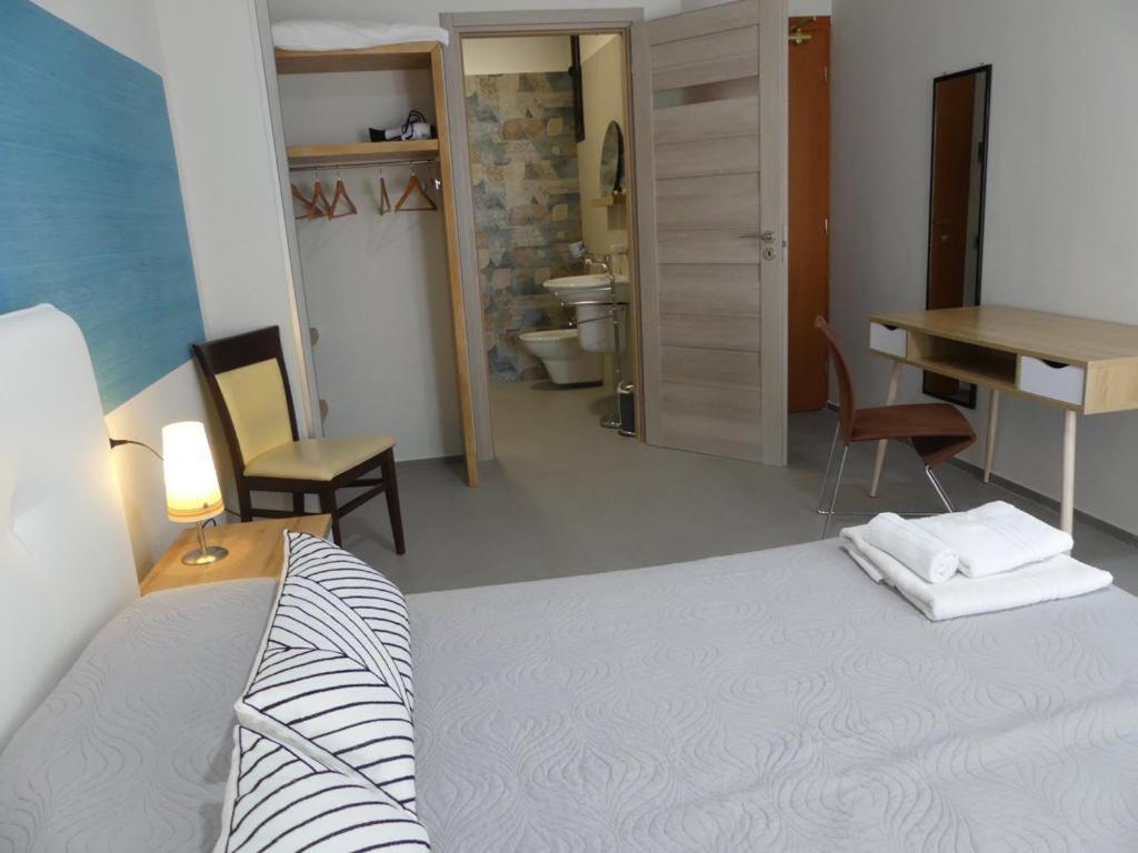 Albergo Piazza Risorgimento Porto Cesareo Dış mekan fotoğraf