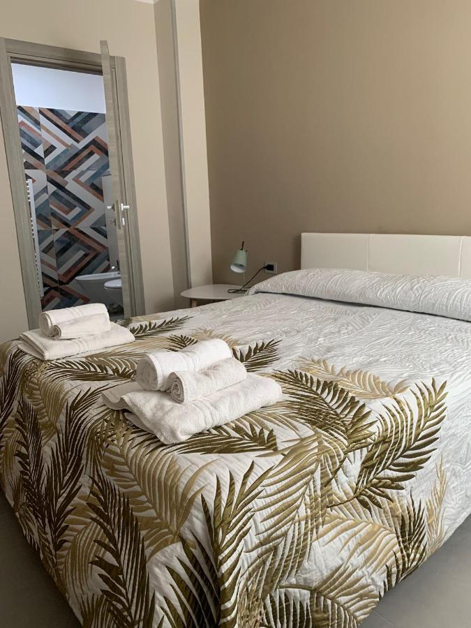 Albergo Piazza Risorgimento Porto Cesareo Dış mekan fotoğraf