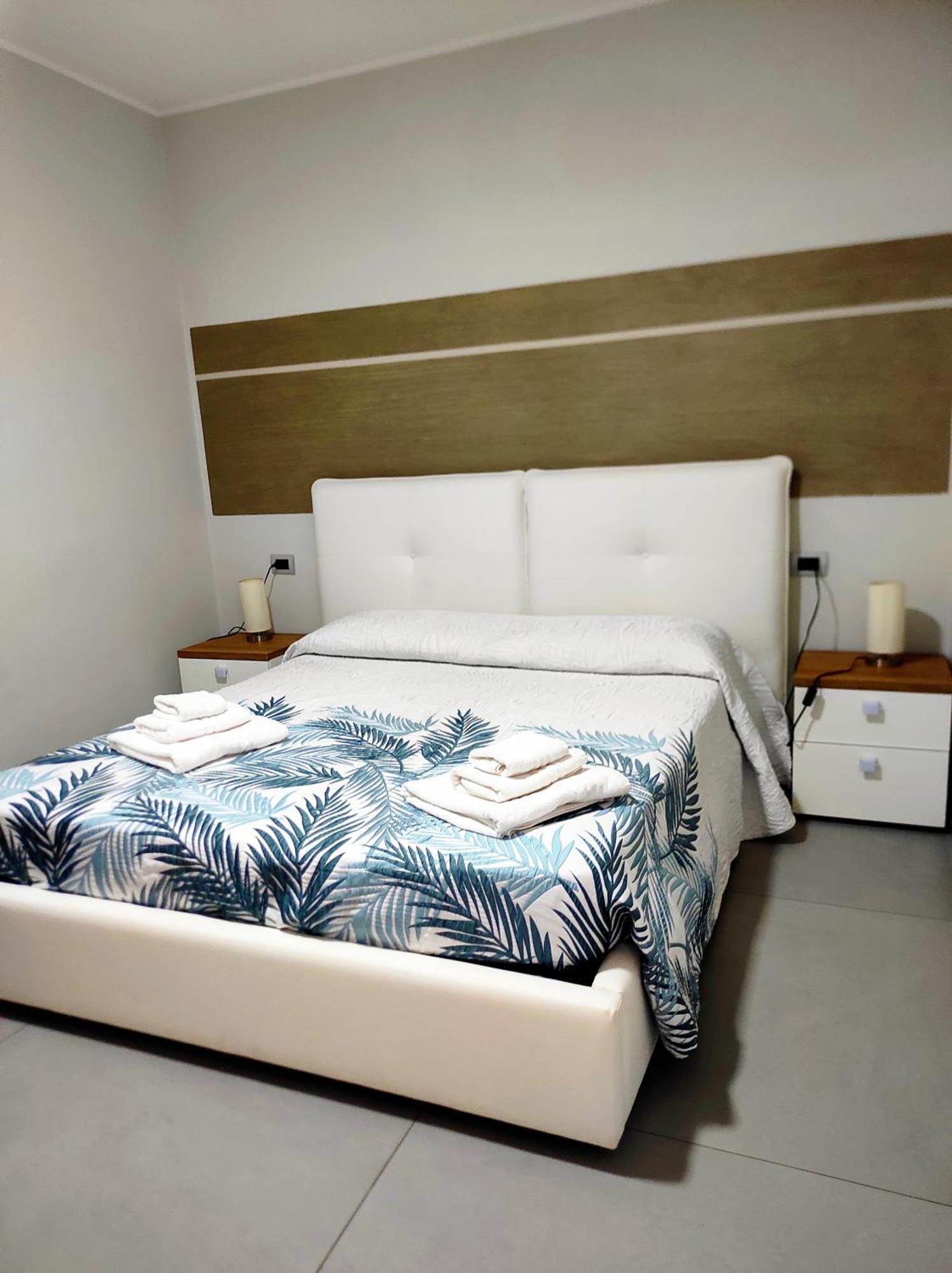 Albergo Piazza Risorgimento Porto Cesareo Dış mekan fotoğraf